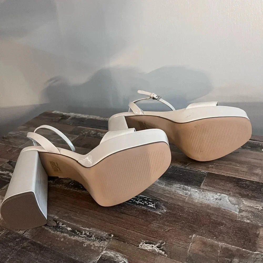 Steve Madden NWOT Bone Lessa Patent Leather‎ Block Heel Women Size 11 - Picture 6 of 7